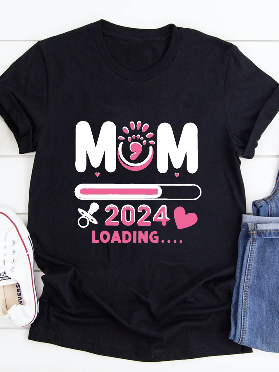 Mom 2024/2025 Loading Maternity Shirt